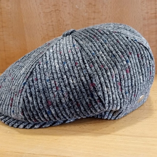 Visera BEIRETS de pana tono gris con motitas granates y azules - Imagen 2